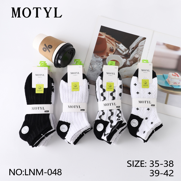 Skarpety damskie Roz 35-42, Mix kolor Paczka 40 szt